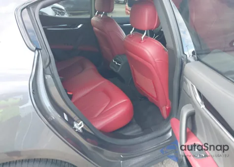 2021 Maserati Ghibli S Q4 z USA, uszkodzony, nr VIN ZAM57YTAXM1368413